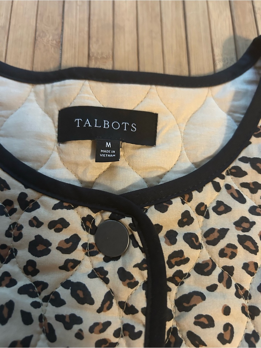 Talbots Women's Sz M Cottagecore Grabdmacore Quilted Cheetah Print Coat Jacket - Picture 7 of 16